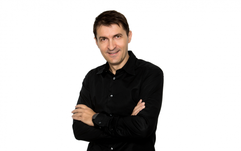 Alija Mesić je bil pred tem več kot dve desetletji v segmentu omrežja zaposlen v Telemachu, nazadnje kot direktor področja fiksnega omrežja. Skupina United Group ostaja zvesta svoji zavezi, da spodbuja digitalno preobrazbo jugovzhodne Evrope.